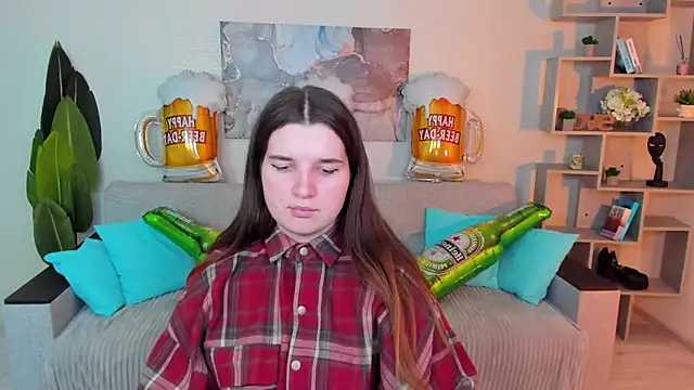 Snapshot of BonneyLove chatting on September 19, 2025, 5:50 pm BonneyLove online show from September 19, 2025, 5:50 pm