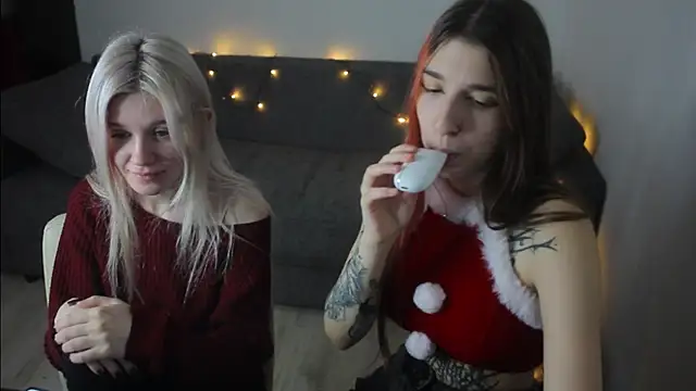 Snapshot of Jessica___feet chatting on December 21, 2024, 8:07 am Jessica feet online show from December 21, 2024, 8:07 am