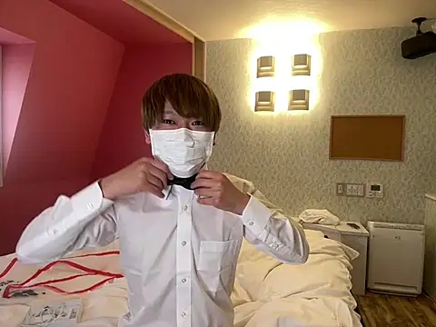 Snapshot of onimakura chatting on April 14, 2026, 12:10 pm onimakura online show from April 14, 2026, 12:10 pm