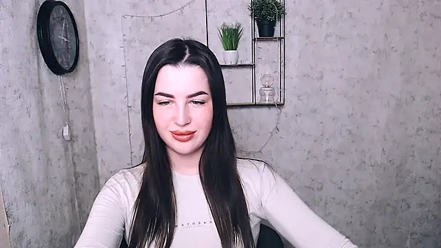 DivaKaily  online show from December 9, 2024, 5:40 am