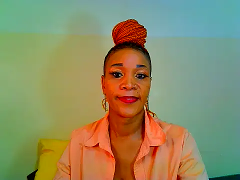 Snapshot of GHETTOASSDOLLXX chatting on March 1, 2025, 1:29 pm GHETTOASSDOLLXX online show from March 1, 2025, 1:29 pm