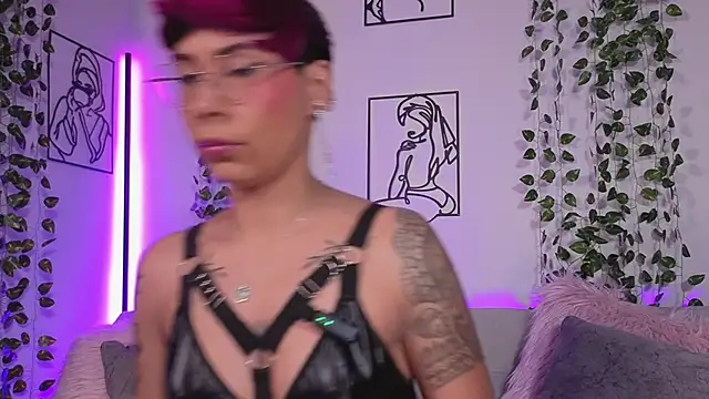 MiaMorgan  online show from March 29, 2026, 3:35 pm