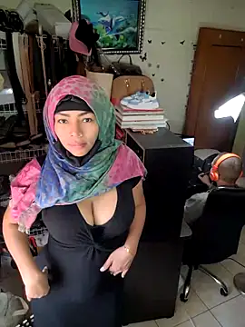 NAJWA-ARAB online show from November 4, 2025, 3:27 pm