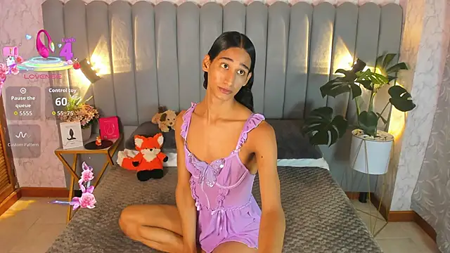 Snapshot of skyyfoxpraga chatting on September 22, 2025, 2:45 pm skyyfoxpraga online show from September 22, 2025, 2:45 pm