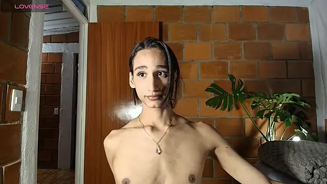 skyyfoxpraga online show from July 7, 2026, 1:08 am