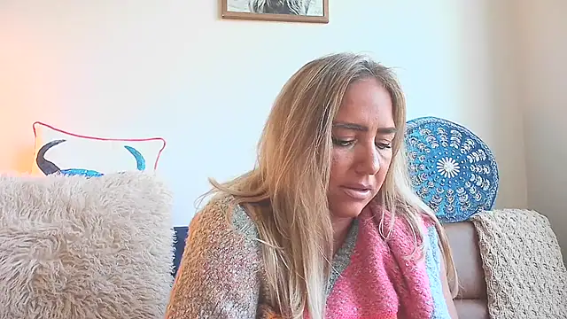 Snapshot of sunshinekisses chatting on October 8, 2025, 6:08 pm sunshinekisses online show from October 8, 2025, 6:08 pm