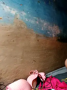 AparnaBoudi online show from February 9, 2026, 6:39 pm