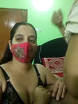 Snapshot of Taniya07 chatting on March 12, 2025, 5:28 pm Taniya07 online show from March 12, 2025, 5:28 pm