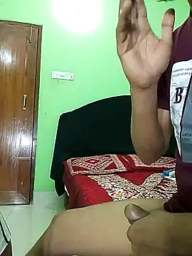 Snapshot of Taniya07 chatting on February 28, 2025, 4:43 am Taniya07 online show from February 28, 2025, 4:43 am