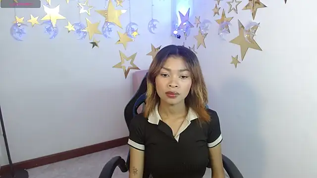 Snapshot of Perla_prg chatting on November 27, 2025, 7:03 pm Perla prg online show from November 27, 2025, 7:03 pm