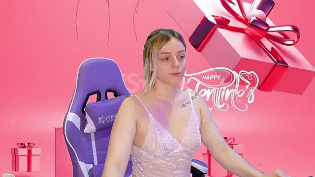 Snapshot of Dolce--Mia---Bianchi__07 chatting on February 1, 2025, 5:05 pm Dolce--Mia---Bianchi  07 online show from February 1, 2025, 5:05 pm