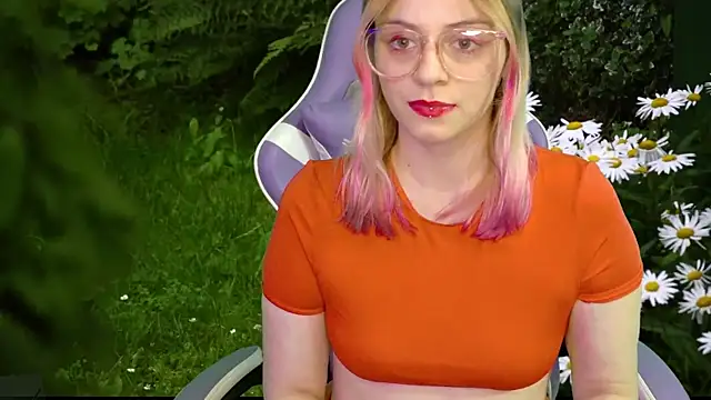 Snapshot of Dolce--Mia---Bianchi__07 chatting on February 23, 2025, 11:44 am Dolce--Mia---Bianchi  07 online show from February 23, 2025, 11:44 am