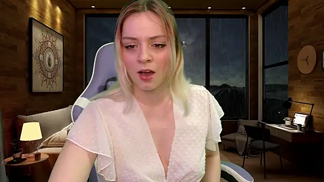 Snapshot of Dolce--Mia---Bianchi__07 chatting on March 13, 2025, 4:23 pm Dolce--Mia---Bianchi  07 online show from March 13, 2025, 4:23 pm