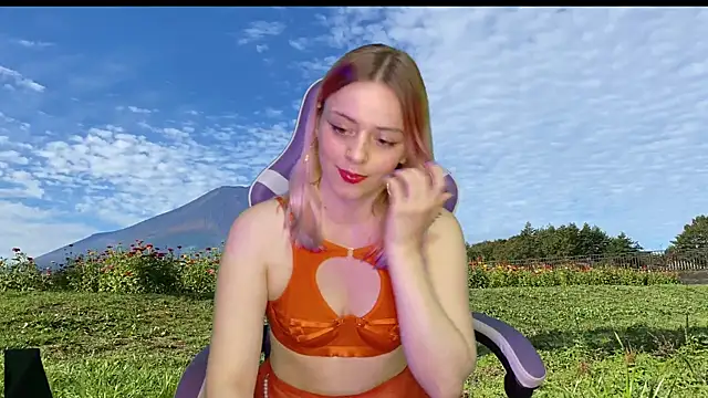 Snapshot of Dolce--Mia---Bianchi__07 chatting on March 1, 2025, 8:02 am Dolce--Mia---Bianchi  07 online show from March 1, 2025, 8:02 am