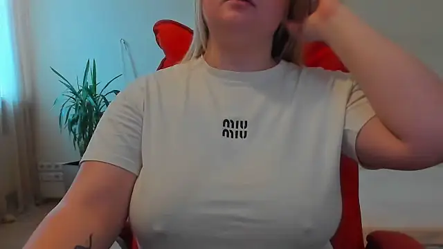 Doliss online show from September 10, 2025, 6:23 am