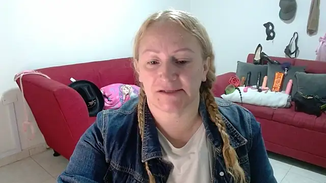 emperabigbootybigass online show from February 13, 2026, 12:16 pm