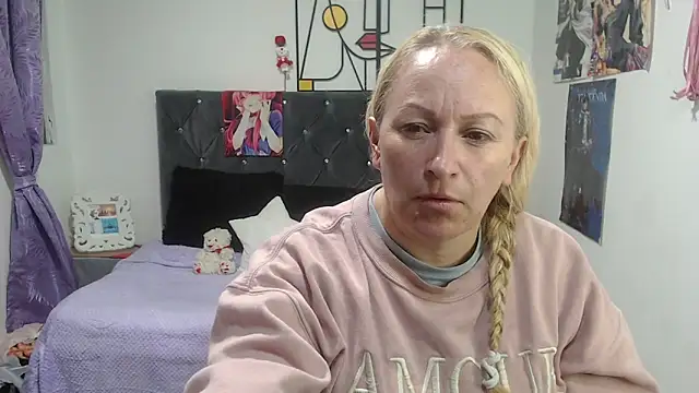 Snapshot of emperabigbootybigass chatting on May 29, 2026, 12:22 pm emperabigbootybigass online show from May 29, 2026, 12:22 pm