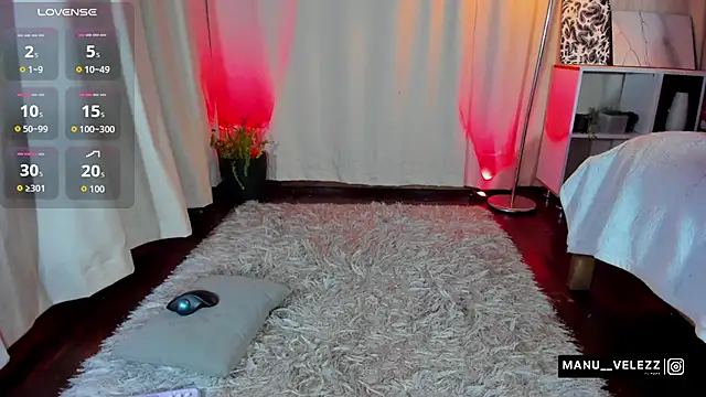 Snapshot of Manu_Velez chatting on October 28, 2025, 2:34 am Manu Velez online show from October 28, 2025, 2:34 am