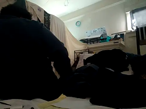 Snapshot of DevinToore chatting on November 18, 2025, 8:01 pm DevinToore online show from November 18, 2025, 8:01 pm