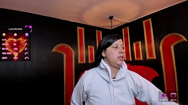 Snapshot of InnaraRoy chatting on January 9, 2025, 8:01 pm InnaraRoy online show from January 9, 2025, 8:01 pm