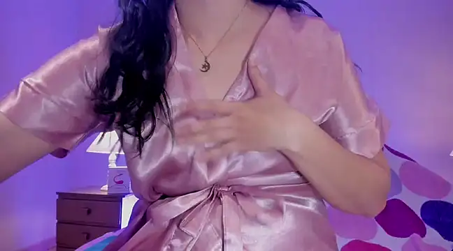 Snapshot of InnaraRoy chatting on February 1, 2025, 7:55 pm InnaraRoy online show from February 1, 2025, 7:55 pm