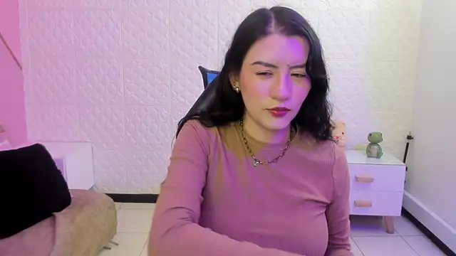 Violetaa diazz online show from May 9, 2026, 9:18 pm