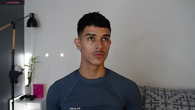 Snapshot of Busterspinter chatting on October 19, 2025, 9:17 pm Busterspinter online show from October 19, 2025, 9:17 pm