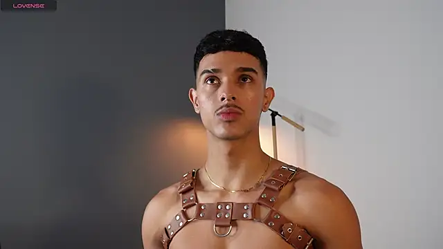 Snapshot of Busterspinter chatting on October 16, 2025, 4:26 pm Busterspinter online show from October 16, 2025, 4:26 pm