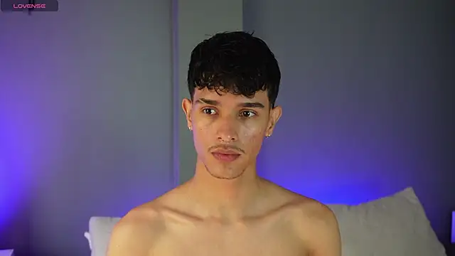 Snapshot of Busterspinter chatting on March 7, 2025, 1:51 pm Busterspinter online show from March 7, 2025, 1:51 pm