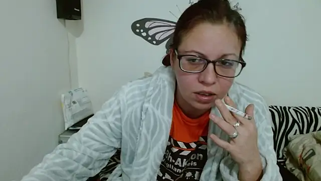 Snapshot of LadyHellene chatting on February 4, 2026, 5:24 am LadyHellene online show from February 4, 2026, 5:24 am