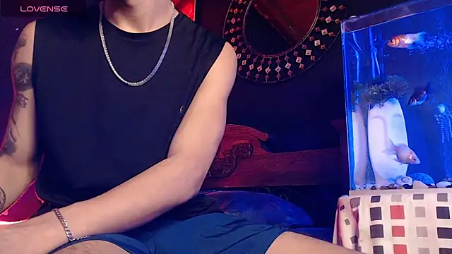 Godly huan online show from December 18, 2025, 5:34 am