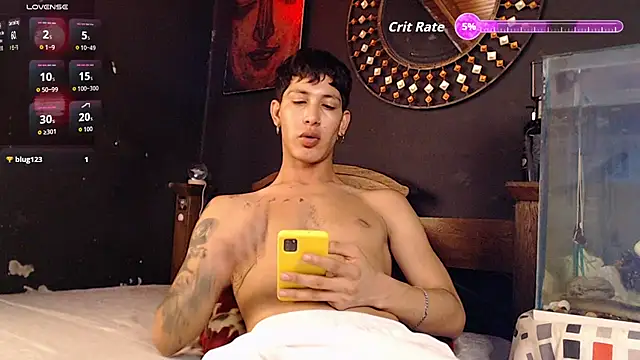 Snapshot of Godly_huan chatting on June 30, 2026, 9:04 pm Godly huan online show from June 30, 2026, 9:04 pm