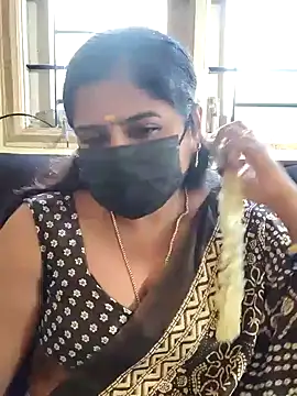 Snapshot of rani_deepa chatting on December 5, 2024, 11:23 am rani deepa online show from December 5, 2024, 11:23 am