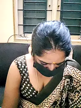 Snapshot of rani_deepa chatting on December 19, 2024, 4:02 pm rani deepa online show from December 19, 2024, 4:02 pm