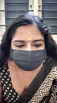 Snapshot of rani_deepa chatting on December 15, 2024, 6:59 pm rani deepa online show from December 15, 2024, 6:59 pm