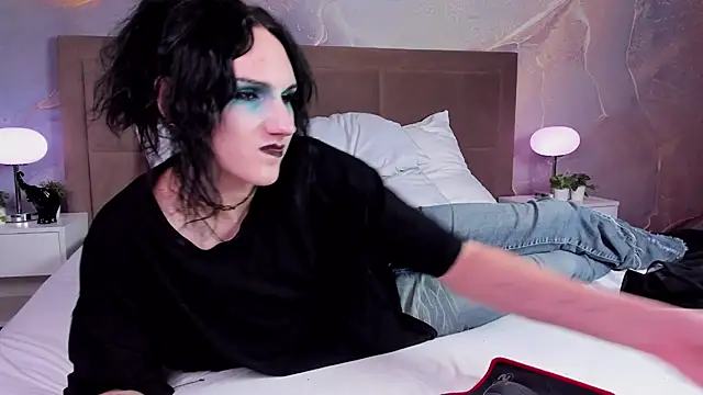 Snapshot of FillDammon chatting on March 20, 2025, 4:42 pm FillDammon online show from March 20, 2025, 4:42 pm