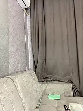 Snapshot of Lola_Hale chatting on February 1, 2026, 8:29 pm Lola Hale online show from February 1, 2026, 8:29 pm