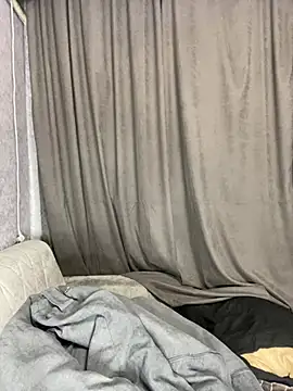 Snapshot of Lola_Hale chatting on February 13, 2026, 5:13 pm Lola Hale online show from February 13, 2026, 5:13 pm