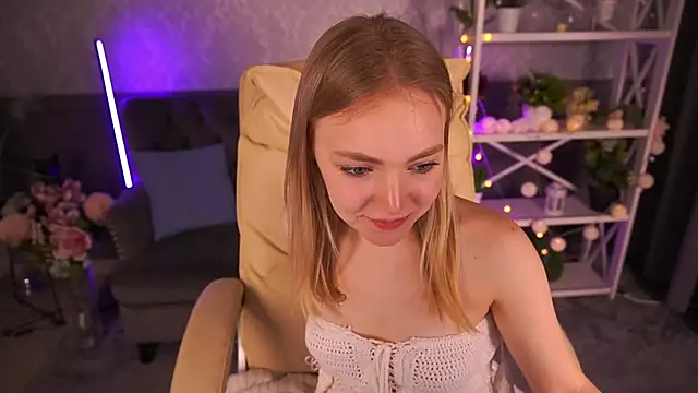 EmilySunshineS online show from March 10, 2025, 12:28 am