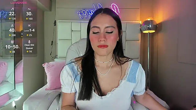 Snapshot of VioletthaRous chatting on November 8, 2025, 10:46 pm VioletthaRous online show from November 8, 2025, 10:46 pm