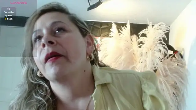 Snapshot of CINTHIA1609 chatting on November 29, 2025, 9:04 pm CINTHIA1609 online show from November 29, 2025, 9:04 pm