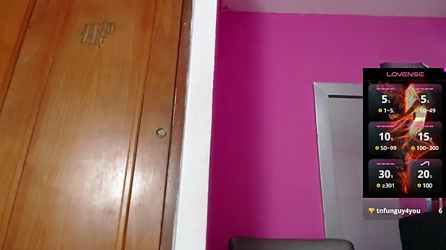  candy jade  online show from March 14, 2025, 9:00 pm