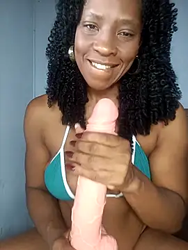 Snapshot of Luhma_hot chatting on February 27, 2026, 7:35 pm Luhma hot online show from February 27, 2026, 7:35 pm