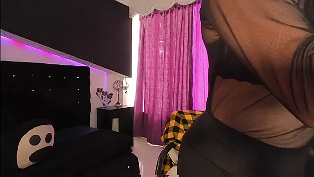 Coral Gibson online show from February 26, 2026, 1:00 pm