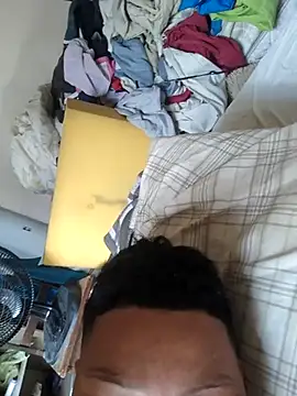 putoso031 online show from March 5, 2025, 4:24 pm