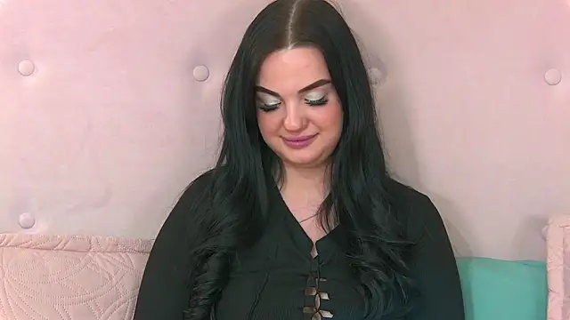 Snapshot of DarleneAdams chatting on February 8, 2025, 3:21 pm DarleneAdams online show from February 8, 2025, 3:21 pm