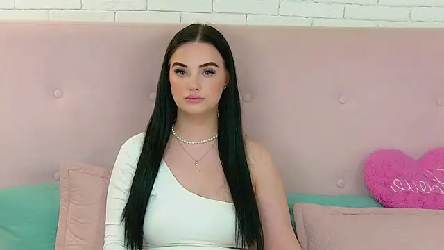 Snapshot of DarleneAdams chatting on March 9, 2025, 10:41 am DarleneAdams online show from March 9, 2025, 10:41 am