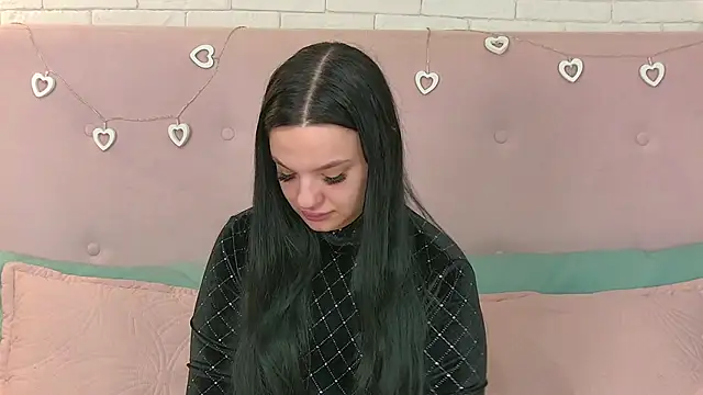 Snapshot of DarleneAdams chatting on February 24, 2025, 6:16 am DarleneAdams online show from February 24, 2025, 6:16 am