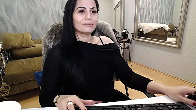 Snapshot of Sara_Poison chatting on February 7, 2026, 3:14 am Sara Poison online show from February 7, 2026, 3:14 am