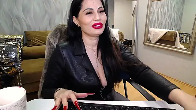 Snapshot of Sara_Poison chatting on March 28, 2026, 3:29 am Sara Poison online show from March 28, 2026, 3:29 am